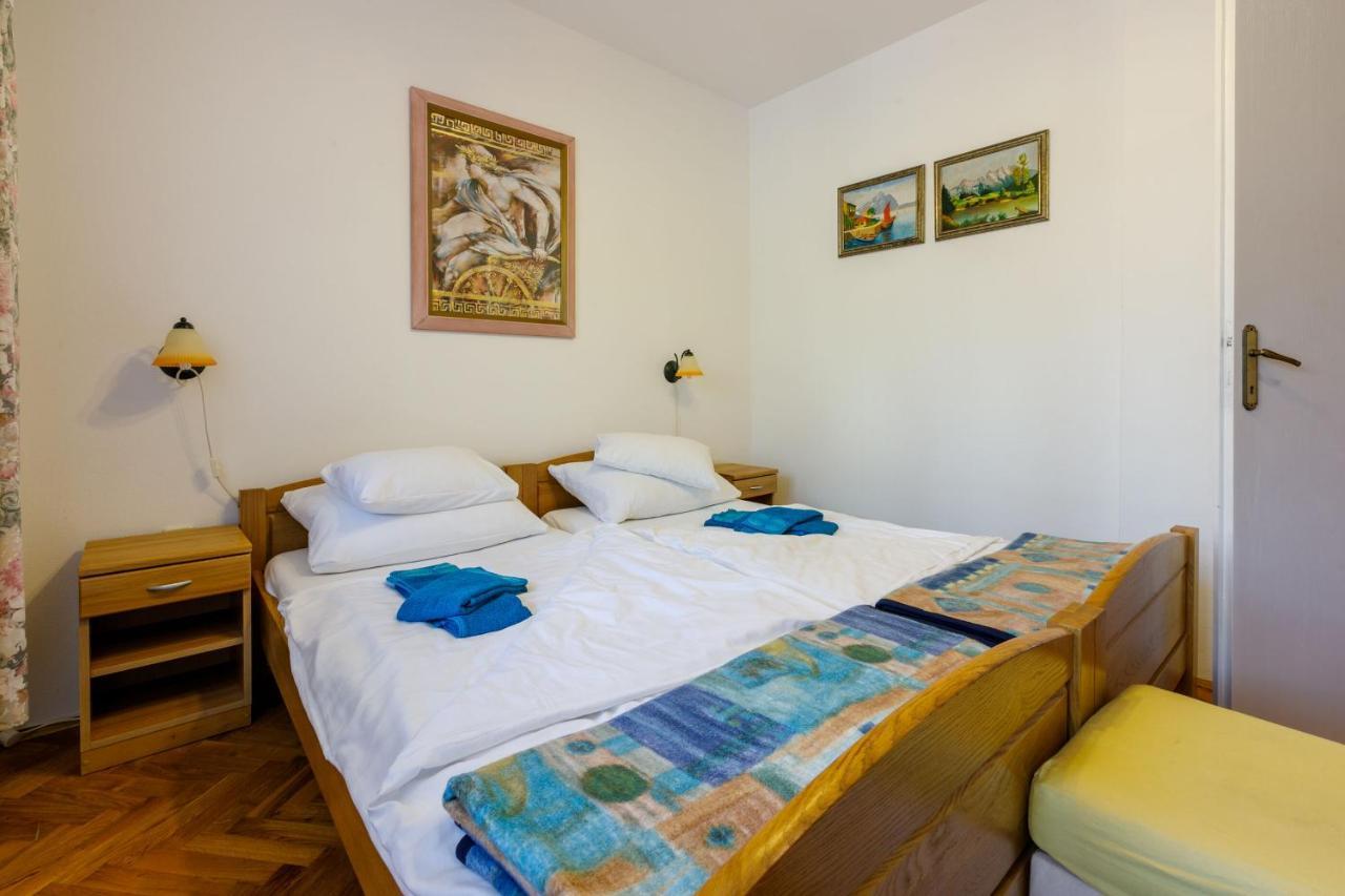 Apartments Villa 7 Crikvenica Buitenkant foto