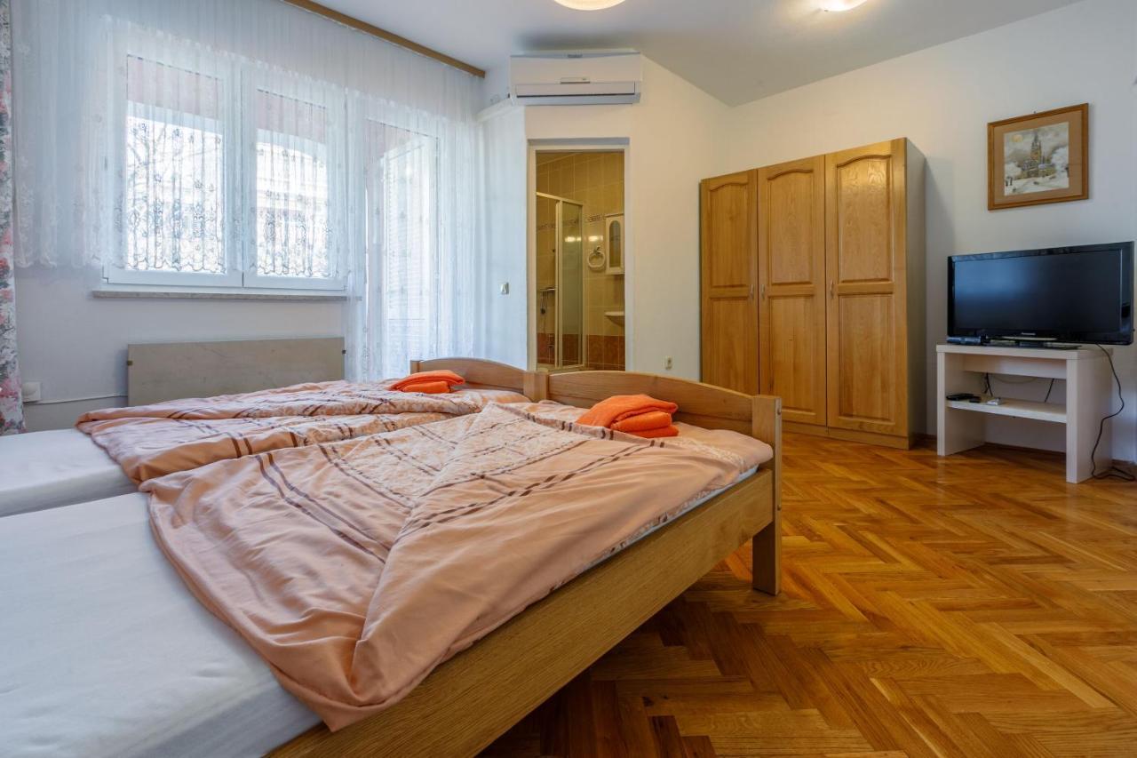 Apartments Villa 7 Crikvenica Buitenkant foto