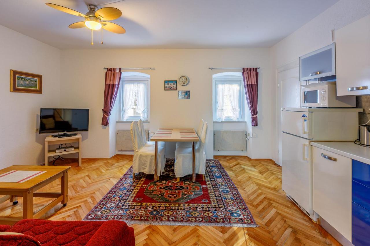 Apartments Villa 7 Crikvenica Buitenkant foto